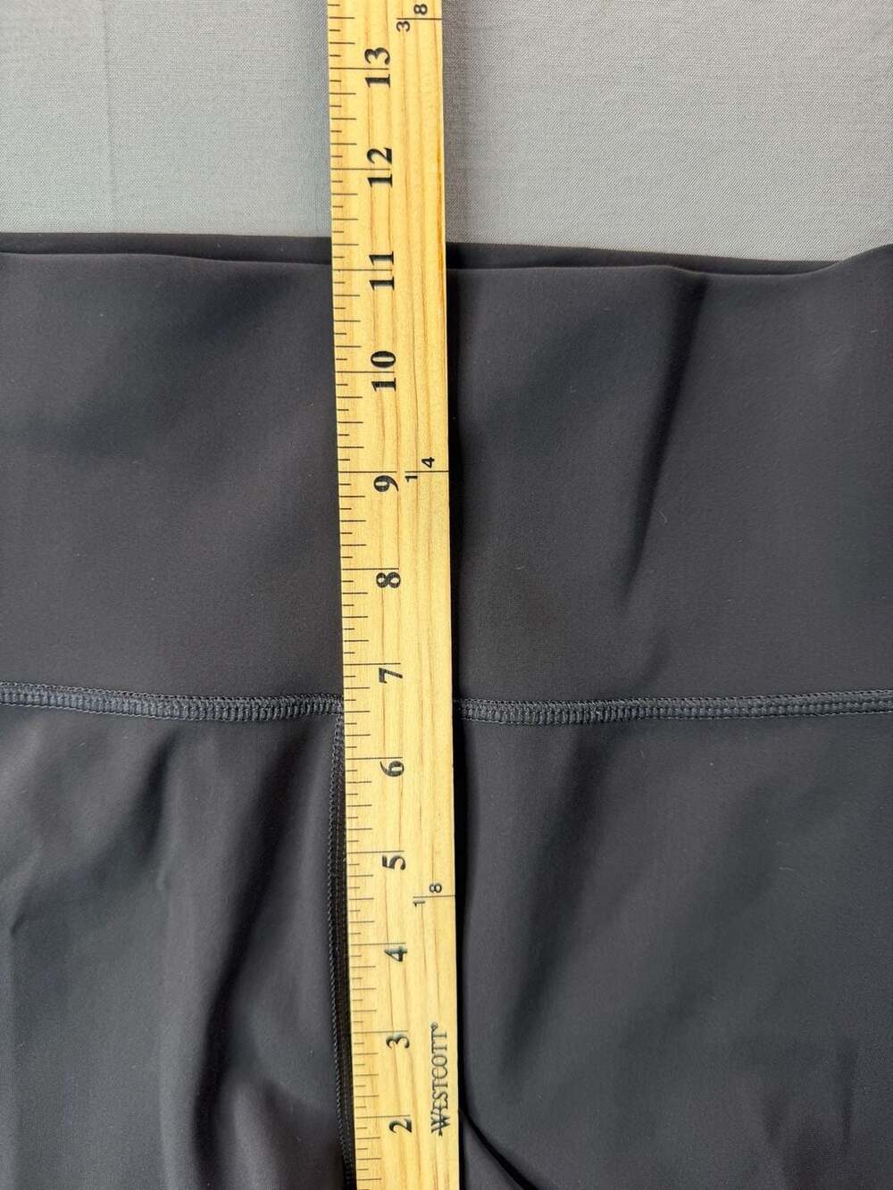 Alo Yoga Airbrush High-Waist Biker Short Black Size Small - Picture 7 of 8